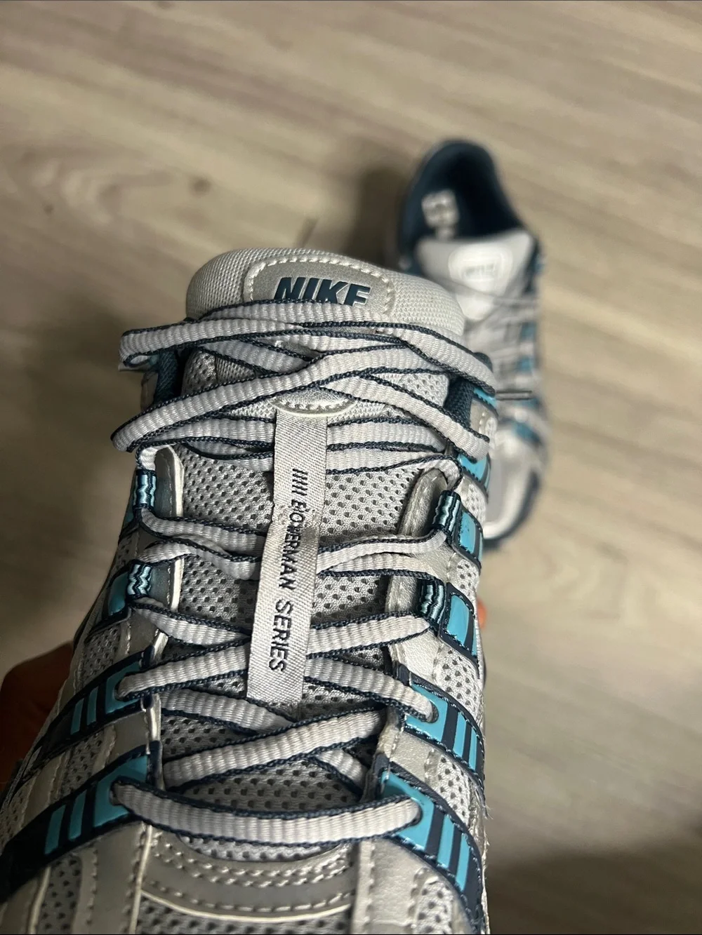 Nike T6000 Bowerman Series (9.5)